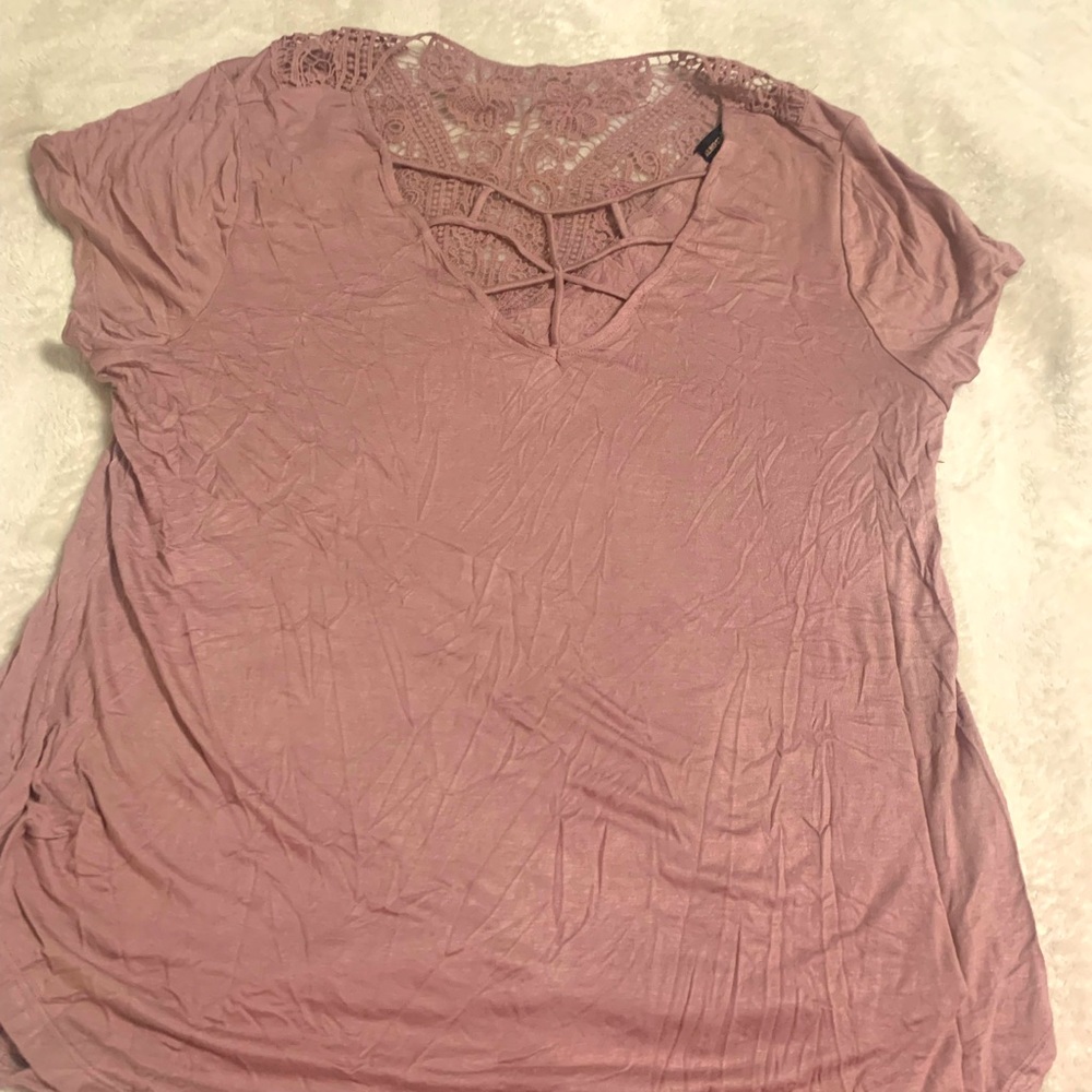 Almost Famous 2x Mauve blouse NWOT